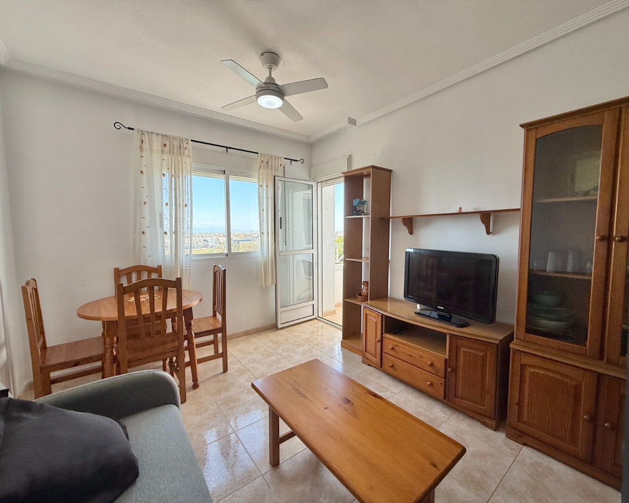 Alquiler a largo plazo - Apartamento - Torrevieja - Centro