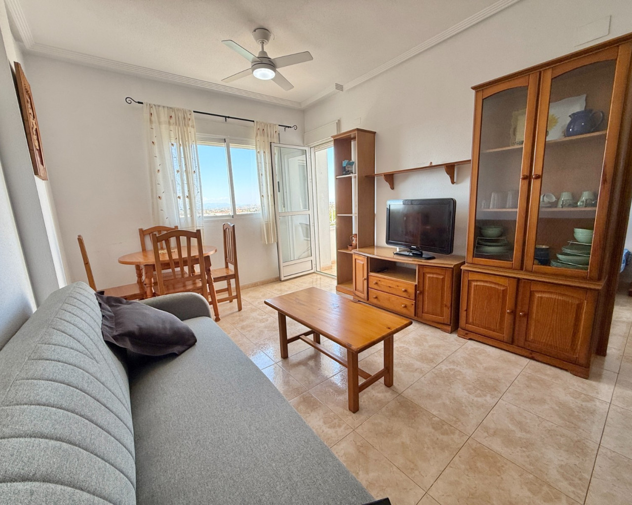 Alquiler a largo plazo - Apartamento - Torrevieja - Centro