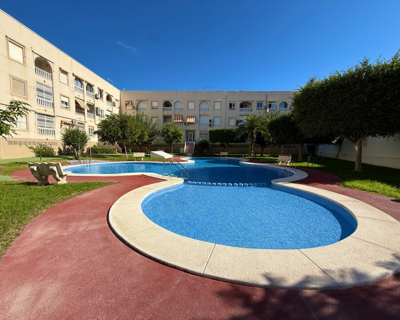 Alquiler a largo plazo - Apartamento - Torrevieja - Playa del Acequión