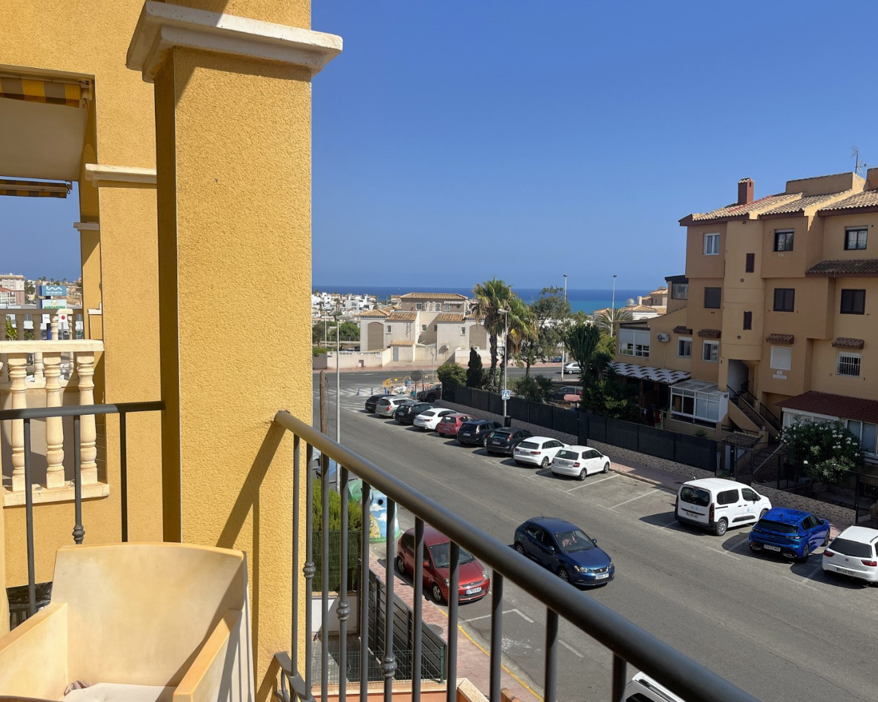 Apartamento - Alquiler a largo plazo - Torrevieja - Torreblanca