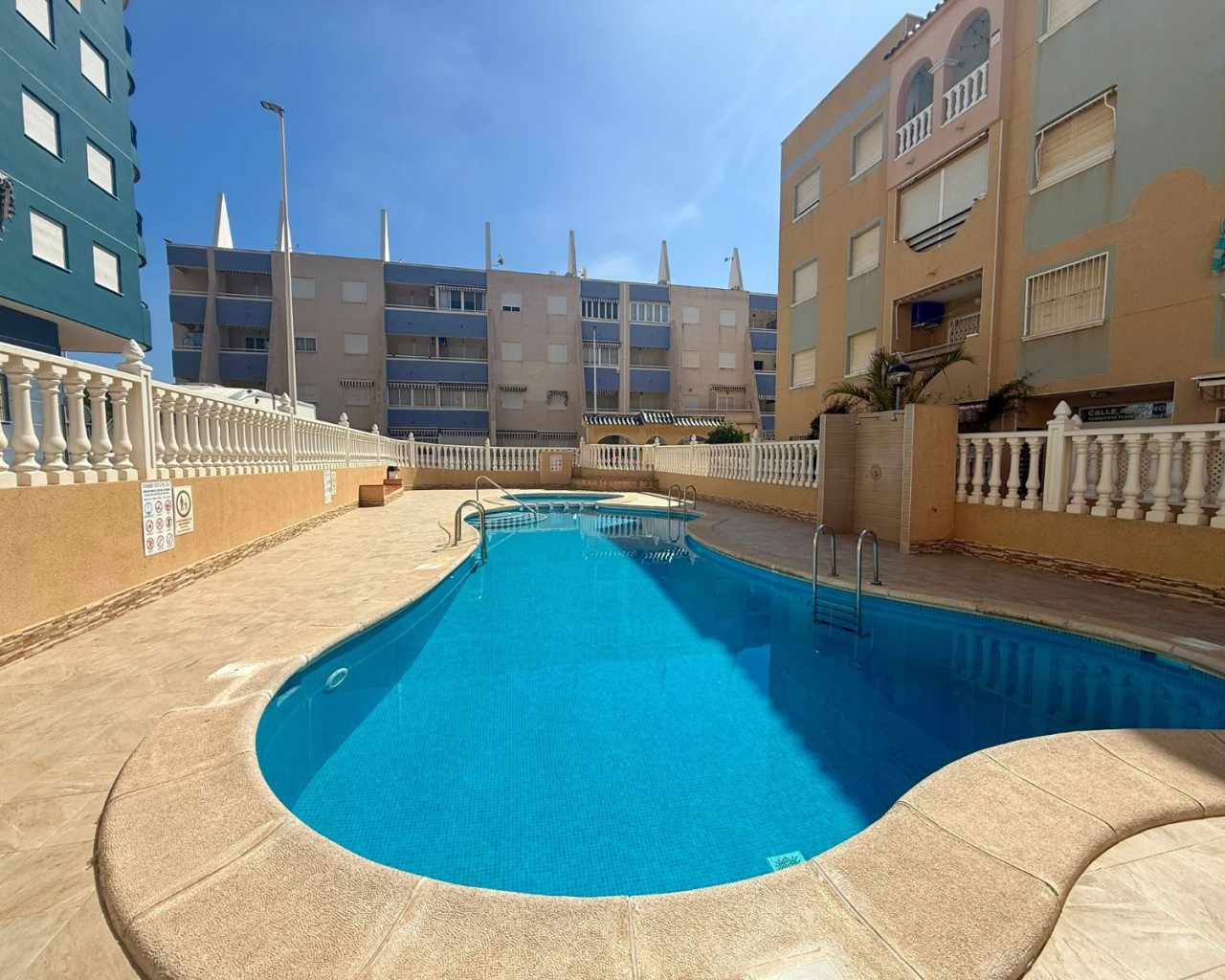 Apartment - Resale - La Mata - La Mata