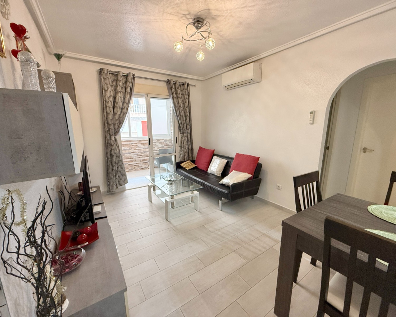 Appartement - Location longue durée - Torrevieja - 493