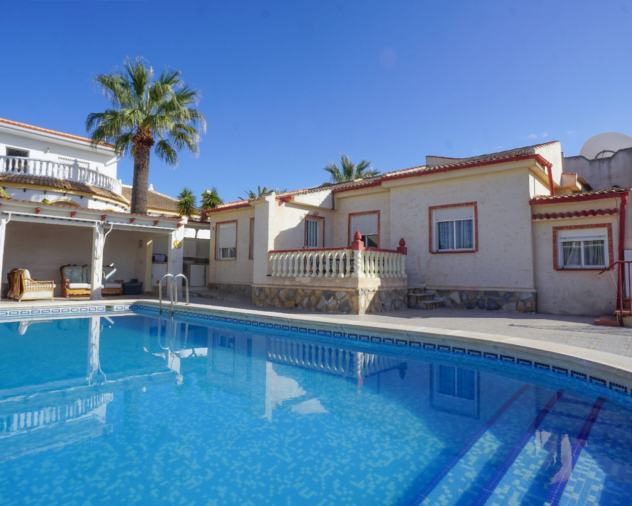 Chalet - Venta - Torrevieja - San Luis / La Siesta