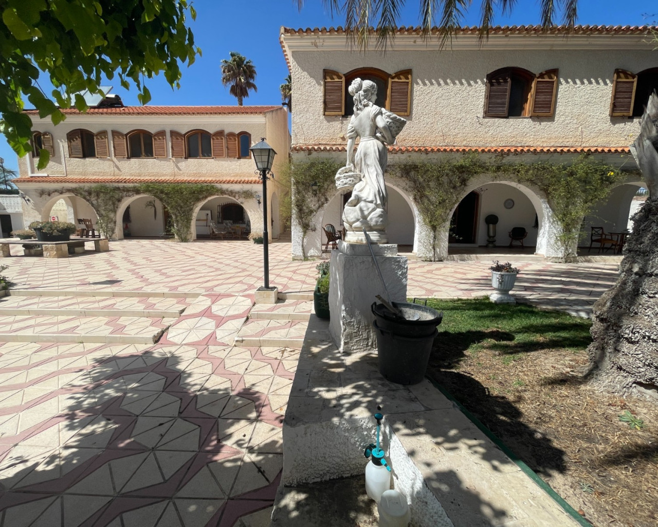 Finca / Country Property - Resale - Elda - Elda