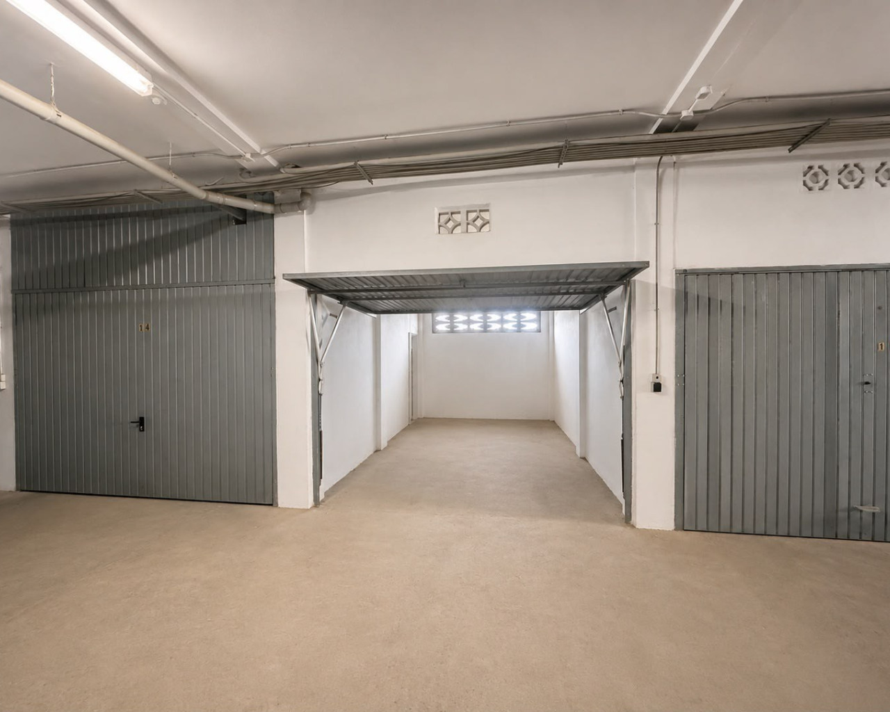 Garage - Location longue durée - Torrevieja - Playa de los Locos
