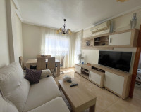 Location longue durée - Appartement - Torrevieja - Centro