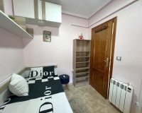 Location longue durée - Appartement - Torrevieja - Centro