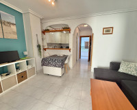 Location longue durée - Appartement - Torrevieja - La Mata