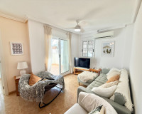 Location longue durée - Appartement - Torrevieja - La Mata