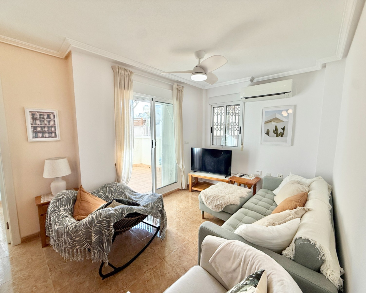 Location longue durée - Appartement - Torrevieja - La Mata