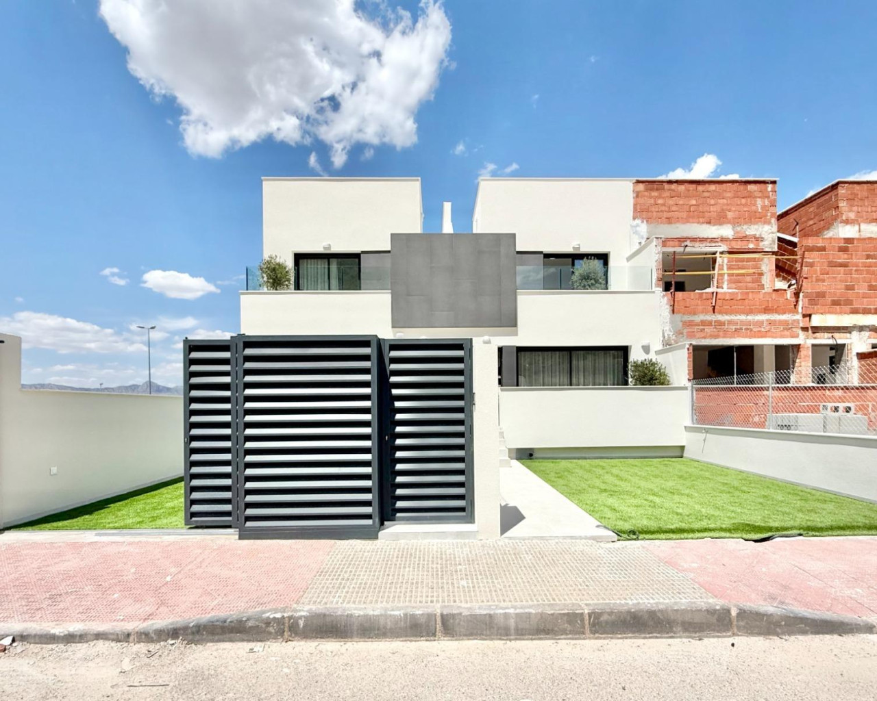 New Build - Stadshus - Cox - Sin Zona