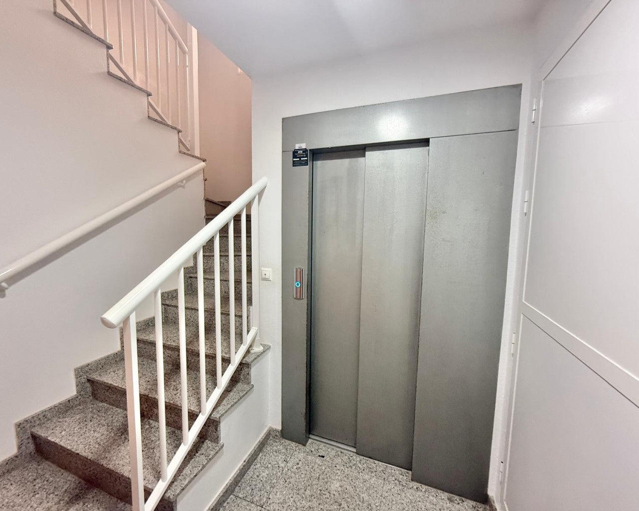 Resale - Apartment - La Mata