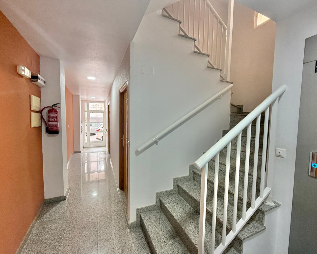 Resale - Apartment - La Mata