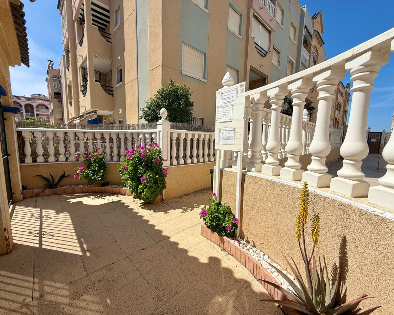 Resale - Apartment - La Mata