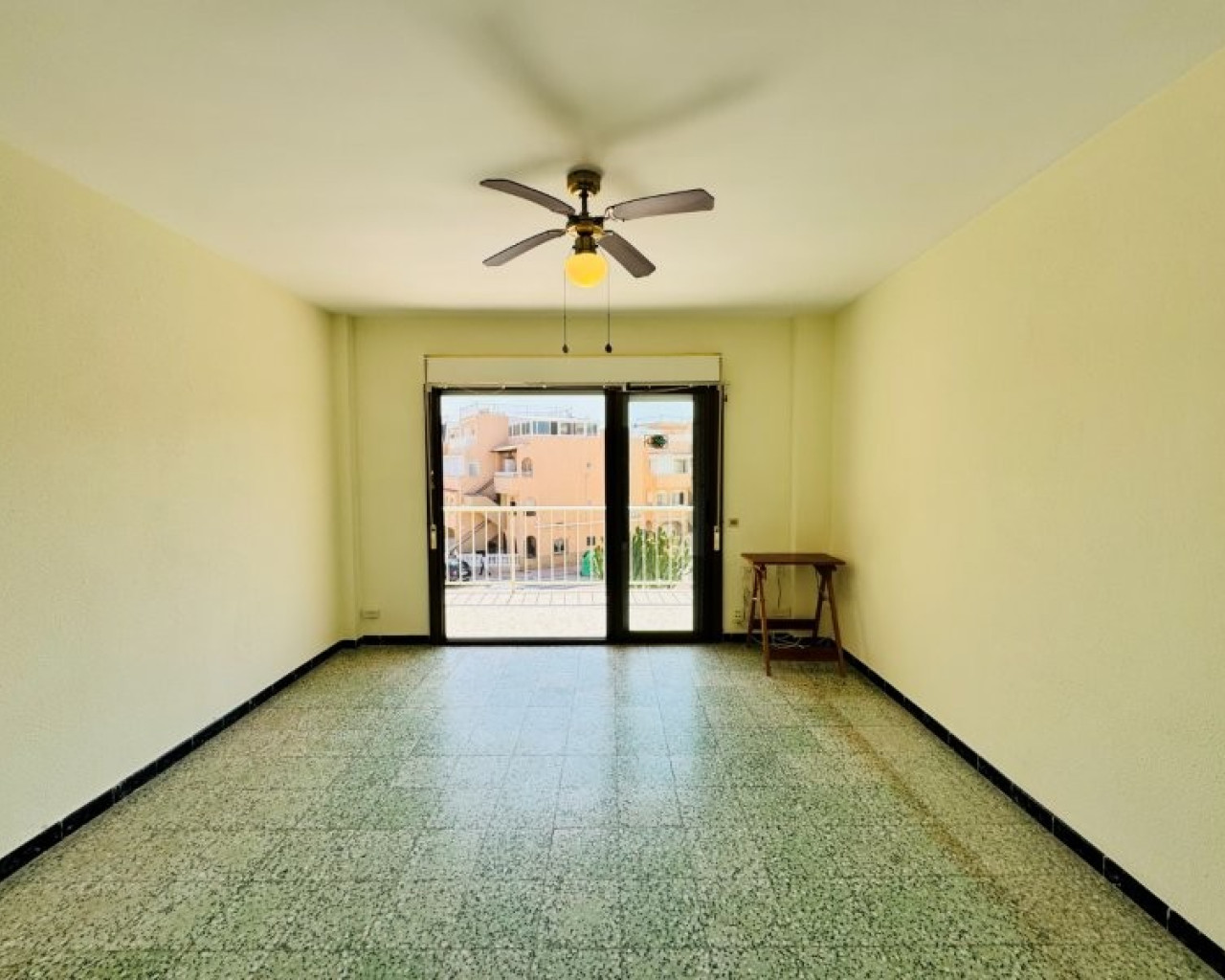 Resale - Apartment - La Mata