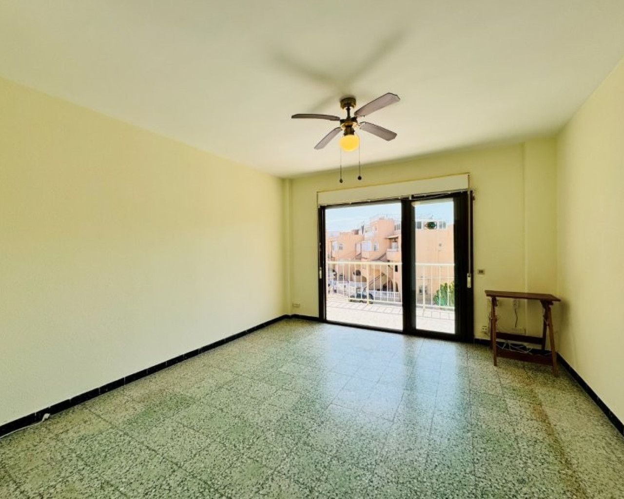Resale - Apartment - La Mata