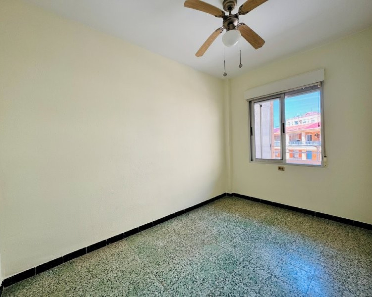 Resale - Apartment - La Mata