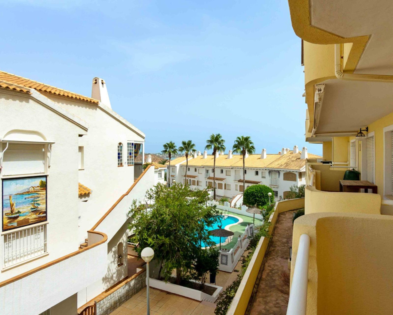 Resale - Apartment - Orihuela Costa - Campoamor