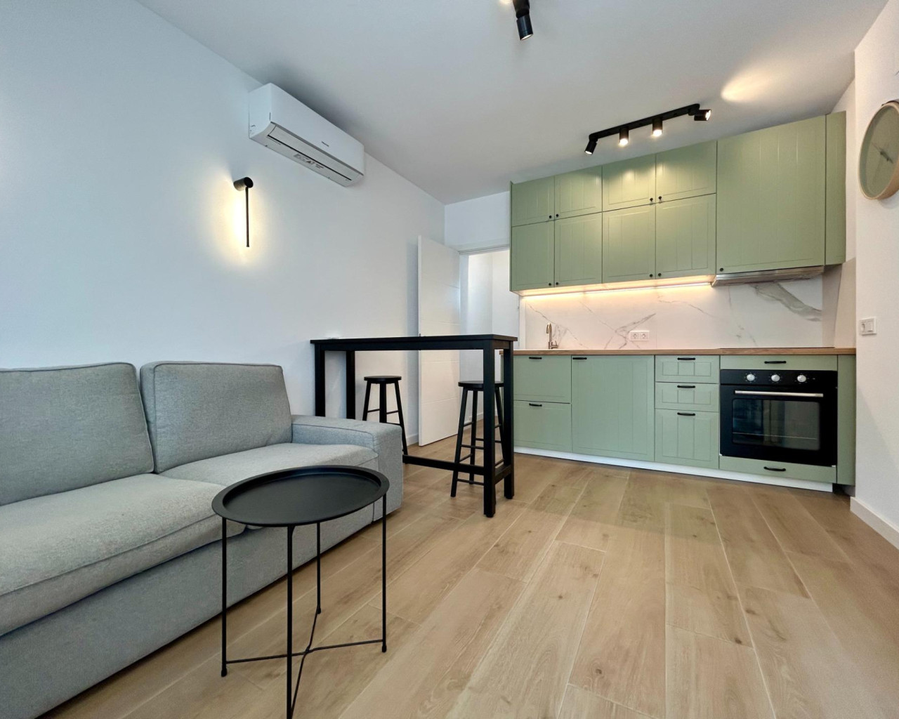 Resale - Apartment - San Miguel de Salinas - Las filipinas