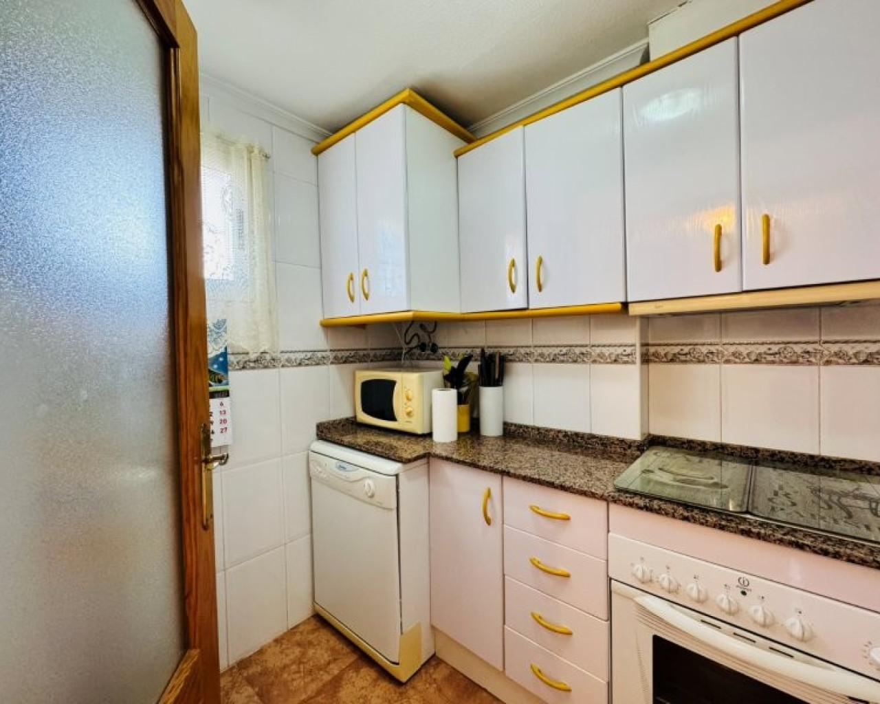 Resale - Apartment - Torrevieja - Aguas nuevas 1