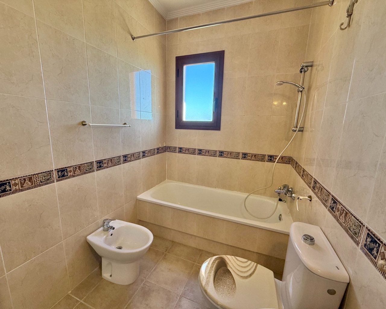 Resale - Apartment - Torrevieja - Aguas Nuevas