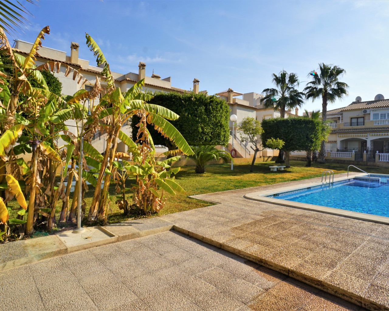 Resale - Apartment - Torrevieja - Aguas Nuevas