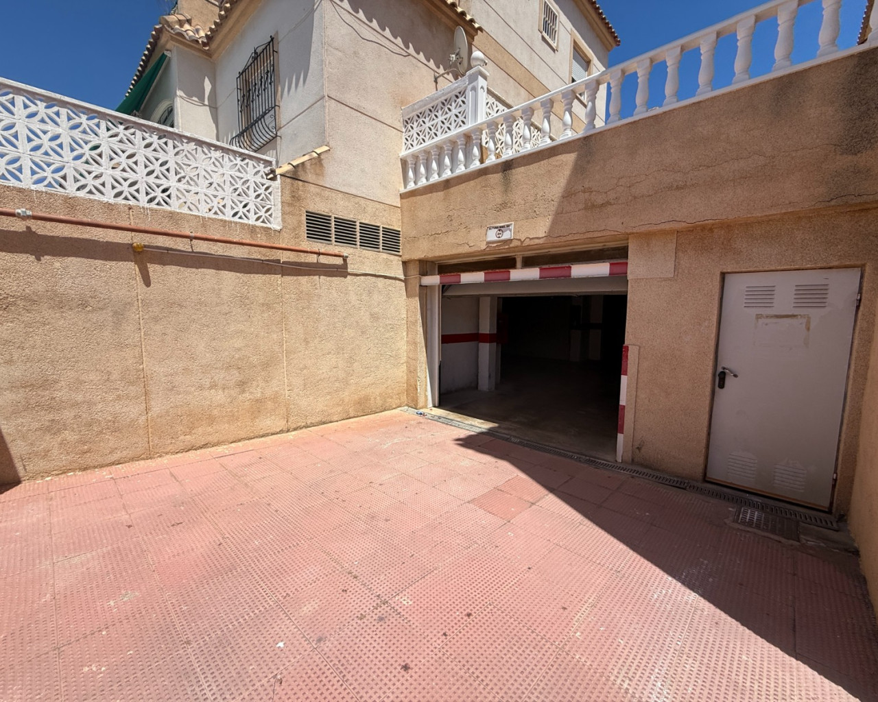 Resale - Apartment - Torrevieja - Aguas Nuevas