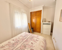 Resale - Apartment - Torrevieja - Aguas Nuevas