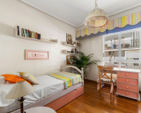 Resale - Apartment - Torrevieja - Centro - Muelle Pesquero
