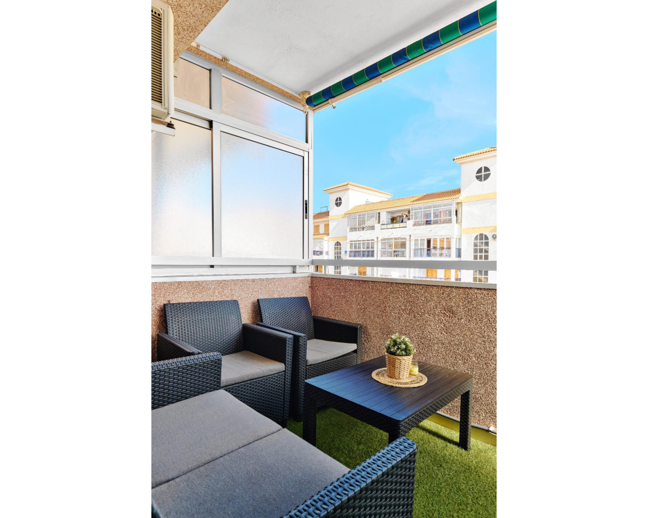 Resale - Apartment - Torrevieja - La Mata