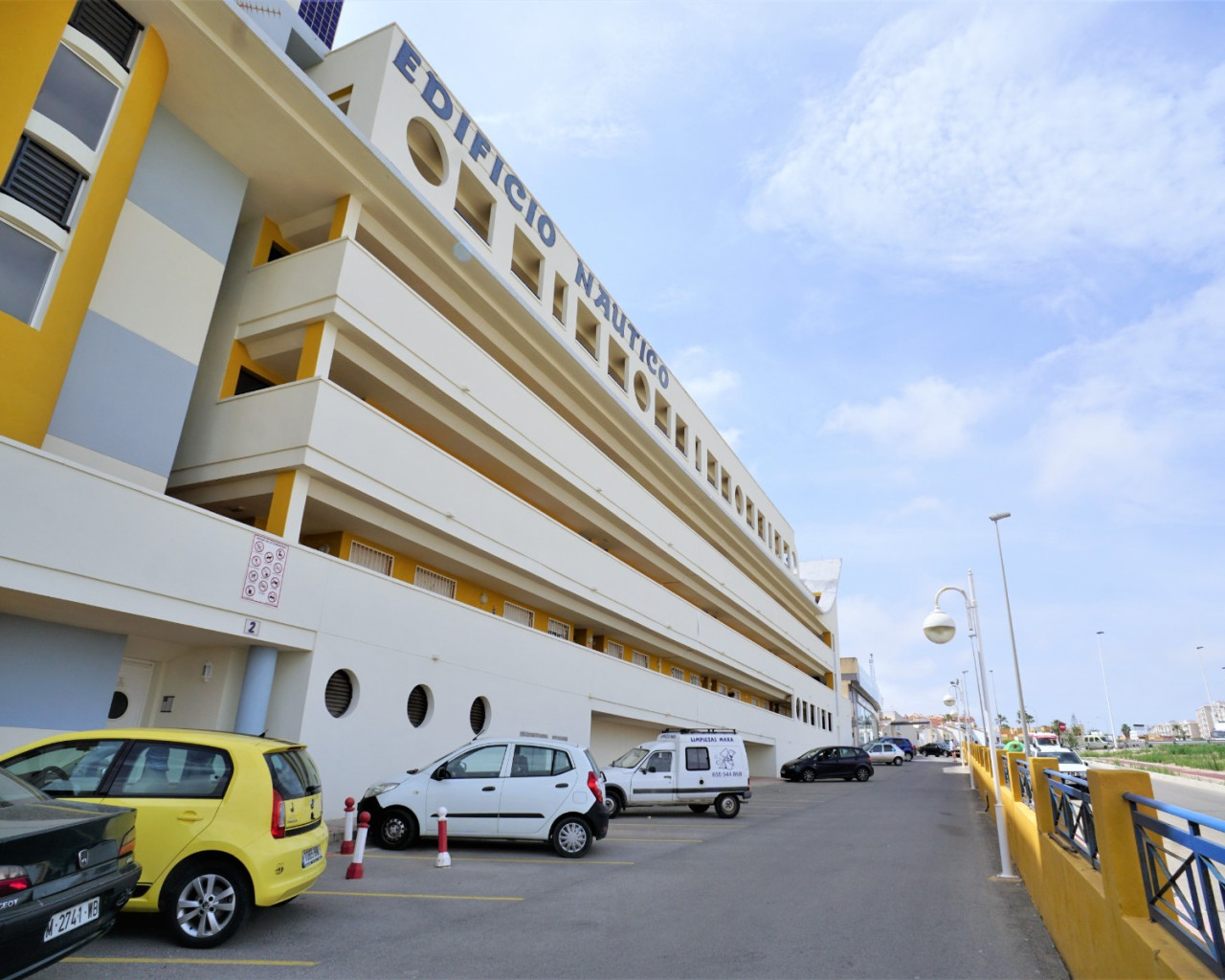 Resale - Apartment - Torrevieja - La Mata