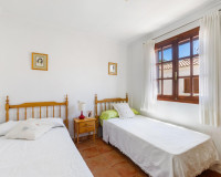 Resale - Bungalow - Pilar de la Horadada - Mil Palmeras