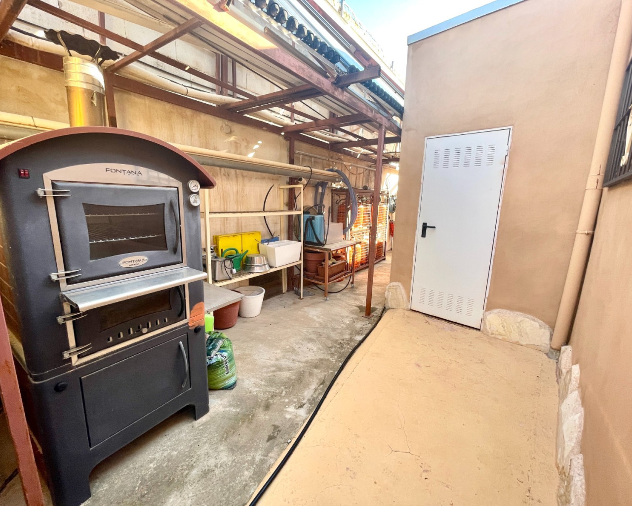 Resale - Finca / Country Property - Crevillente