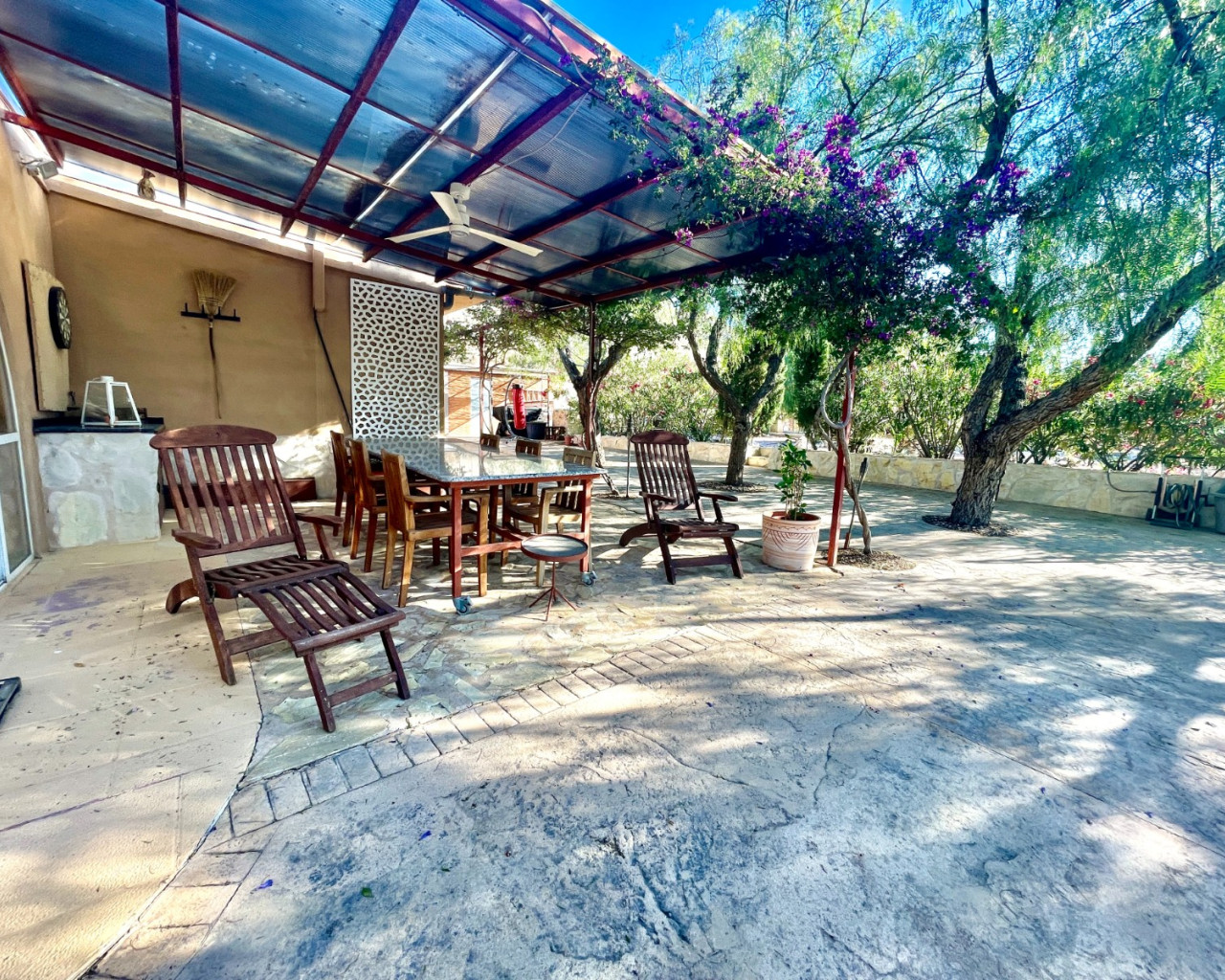 Resale - Finca / Country Property - Crevillente