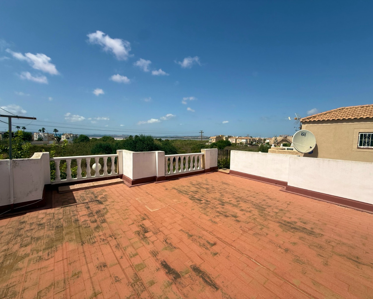 Resale - House - Torrevieja - El limonar