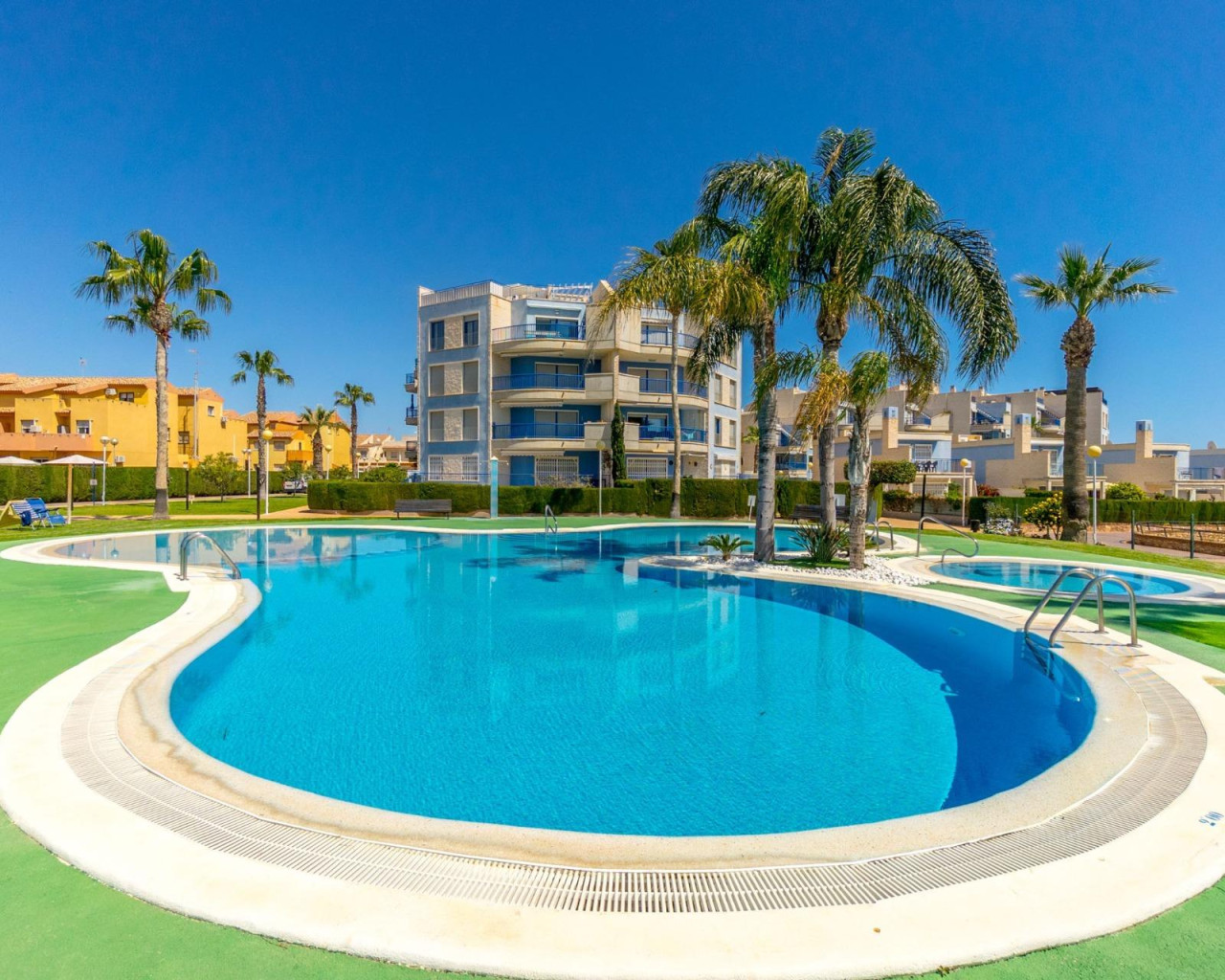 Resale - Lägenhet - Orihuela Costa - Campoamor