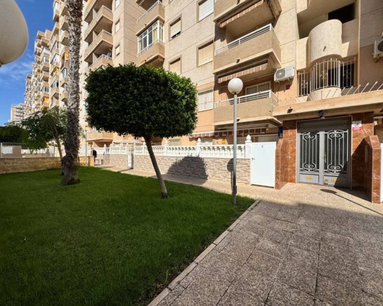Resale - Lägenhet - Torrevieja - Aguas nuevas 1