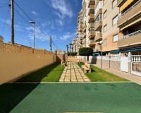 Resale - Lägenhet - Torrevieja - Aguas nuevas 1