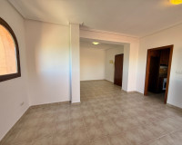 Resale - Lägenhet - Torrevieja - Aguas Nuevas