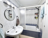 Resale - Lägenhet - Torrevieja - Aguas Nuevas