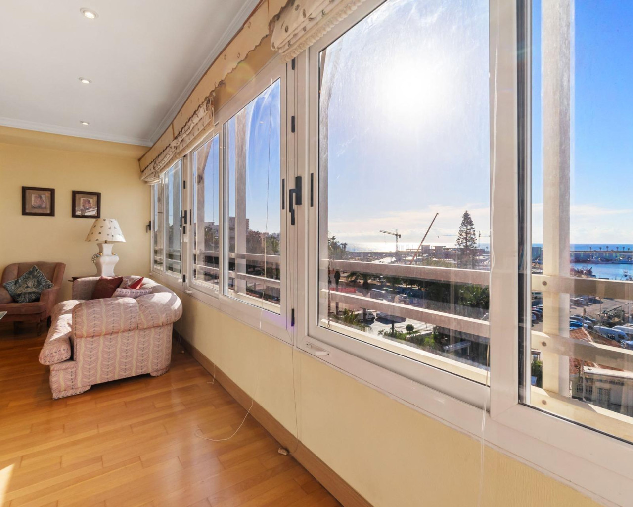 Resale - Lägenhet - Torrevieja - Centro - Muelle Pesquero