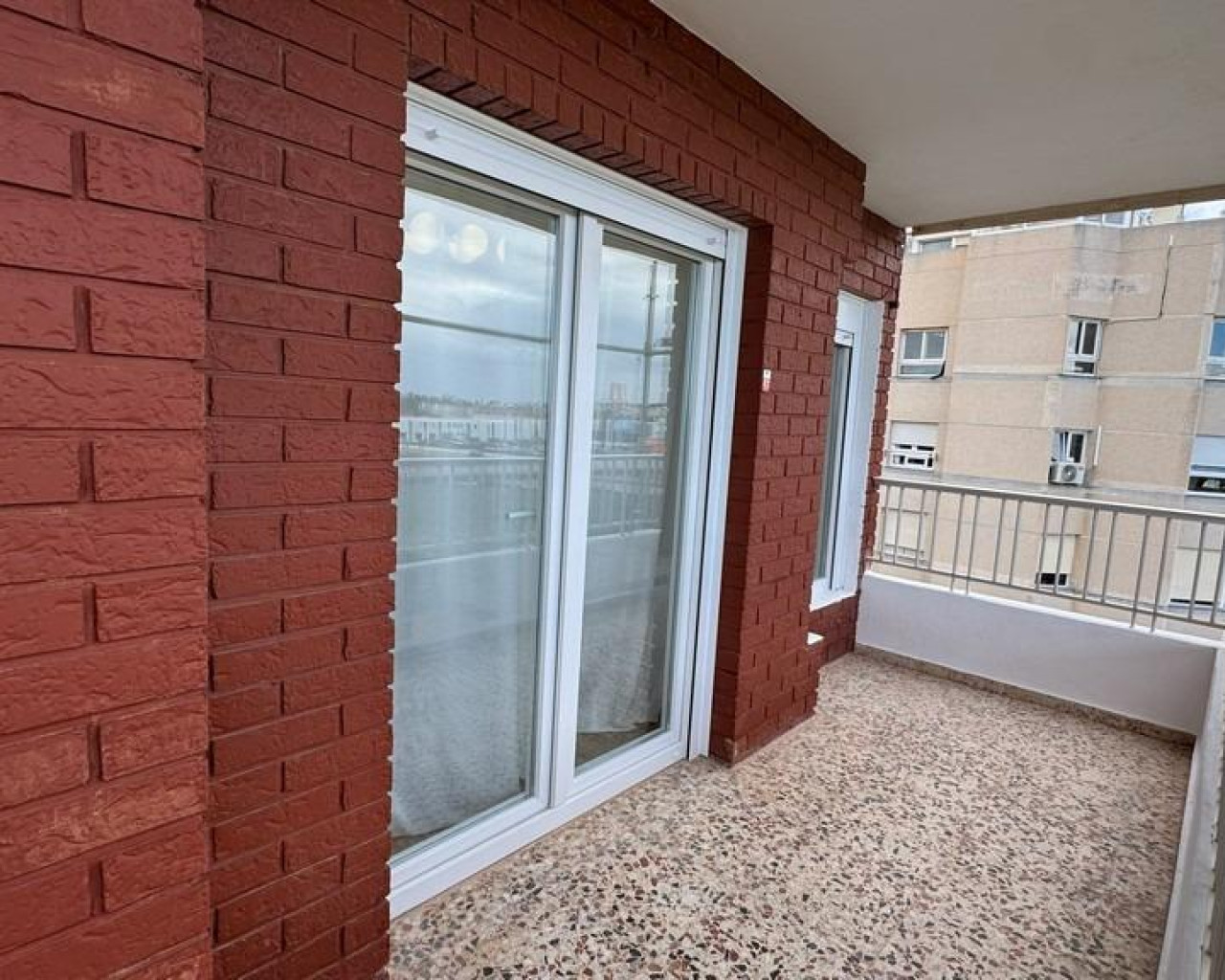 Resale - Lägenhet - Torrevieja - Punta prima
