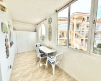 Resale - Lägenhet - Torrevieja - San Luis / La Siesta