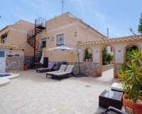 Resale - Semi-Detached Villa - Torrevieja - Aguas Nuevas