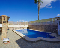 Resale - Semi-Detached Villa - Torrevieja - Aguas Nuevas