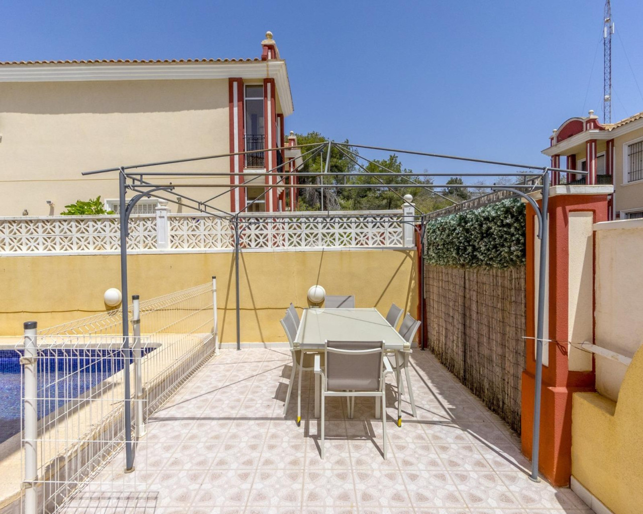 Resale - Terraced house - Orihuela Costa - Altos de Campoamor