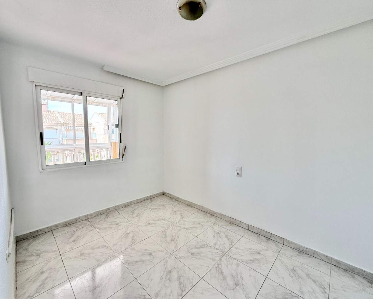 Resale - Town house - Torrevieja - Nueva Torrevieja - Aguas Nuevas