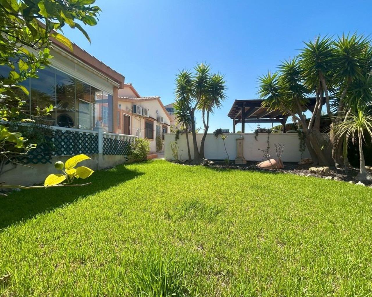 Resale - Villa - Orihuela Costa - Cabo Roig