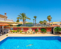 Resale - Villa - Orihuela Costa - Campoamor