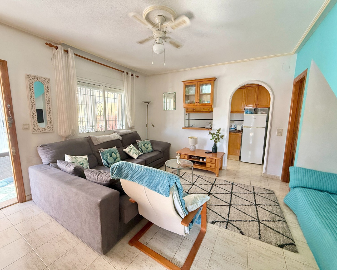 Resale - Villa / Semi detached - Torrevieja - Torreblanca